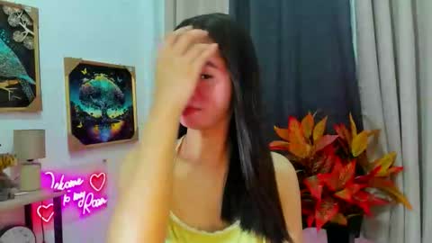 yourtinybunny online show from February 2026 10:49:01 AM