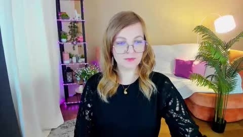 Alice online show from October 2025 10:27:02 AM