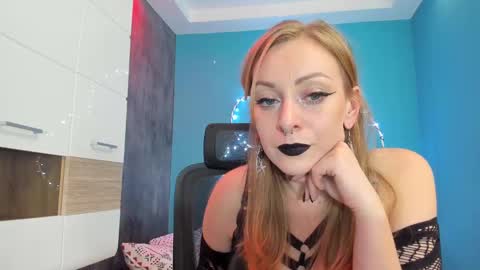 YourVenus00 -Follow my OF online show from January 2025 04:17:02 PM