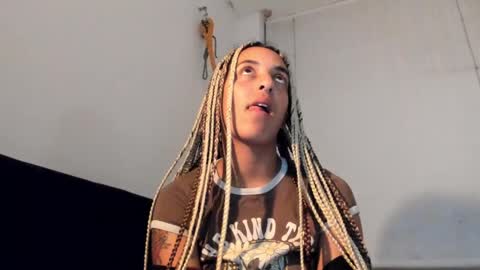 elizabeth  ju   online show from January 2025 02:59:01 AM