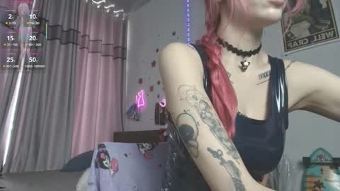 Snapshot of yozunaa chatting on February 2026 03:10:01 AM yozunaa online show from February 2026 03:10:01 AM