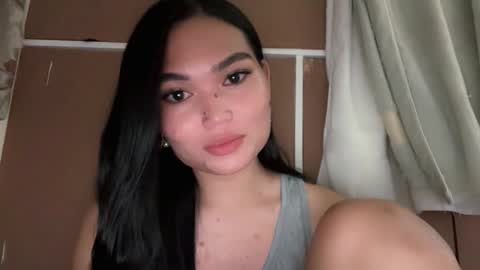 yrdrmgrl_jennie26 online show from November 2025 08:42:02 PM