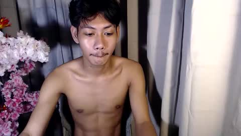 Snapshot of yrodnx chatting on March 2026 04:18:01 AM rode online show from March 2026 04:18:01 AM