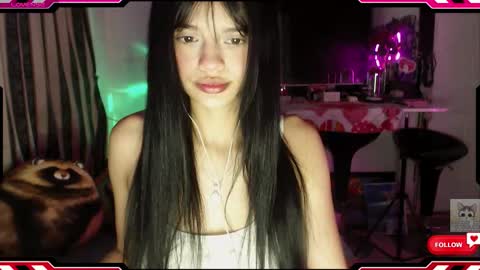 Snapshot of ysera_cb chatting on November 2025 10:04:02 AM Lilith online show from November 2025 10:04:02 AM