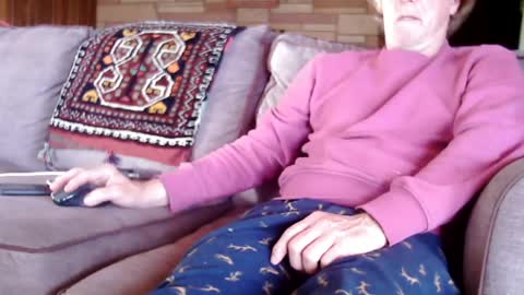 ytsim58 online show from April 2026 03:28:01 PM