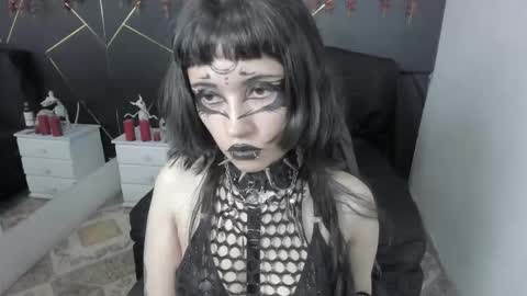 Yue Eclipsa online show from October 2025 04:16:02 AM