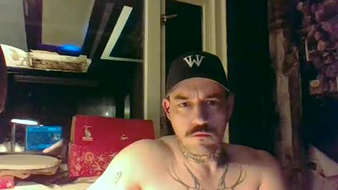 Snapshot of yugie777 chatting on February 2026 01:37:02 AM Yugie777 online show from February 2026 01:37:02 AM