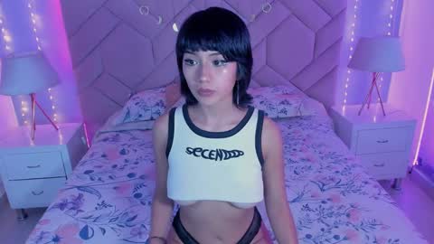 Snapshot of yui_lin chatting on March 2025 08:20:02 PM Yui LIn online show from March 2025 08:20:02 PM