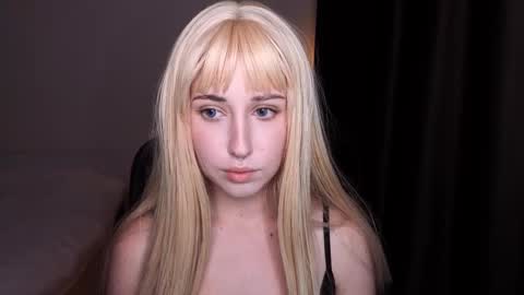 Misa online show from September 2025 04:19:02 PM