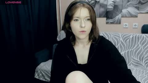 Snapshot of yukishine chatting on April 2026 11:31:02 AM YukiShine online show from April 2026 11:31:02 AM