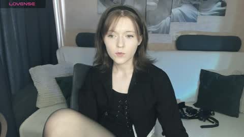 Snapshot of yukishine chatting on May 2026 12:11:02 PM YukiShine online show from May 2026 12:11:02 PM