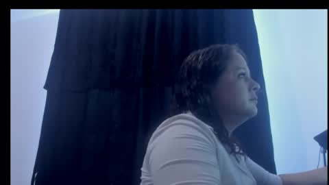 Yuliana online show from June 2026 12:40:01 PM