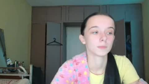 Yuliia online show from September 2025 11:04:01 AM