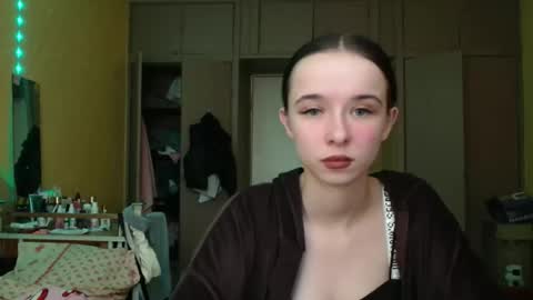 Yuliia online show from April 2026 02:14:02 PM