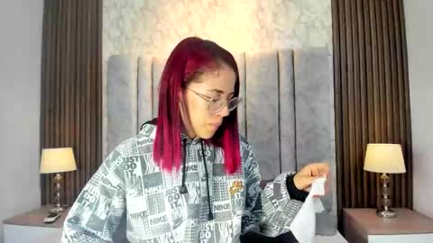 Snapshot of yulievans chatting on October 2025 10:46:02 AM yulievans online show from October 2025 10:46:02 AM