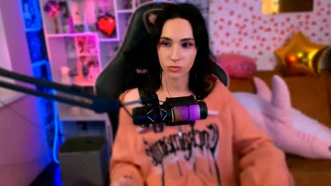 Yumeliko online show from April 2026 08:32:01 PM