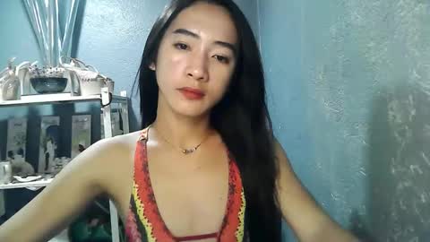 yumi_18 online show from January 2026 05:27:02 PM