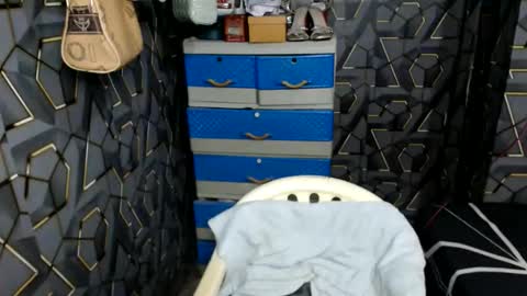 Snapshot of yumi_white chatting on June 2026 12:28:01 AM yumi online show from June 2026 12:28:01 AM