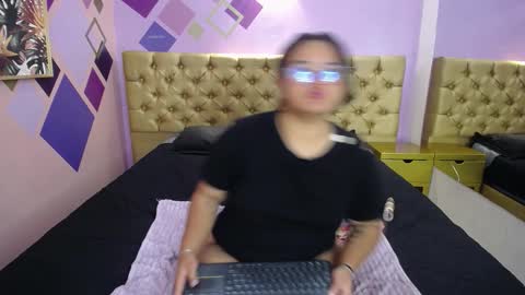 YumiViolet online show from February 2026 05:19:01 AM