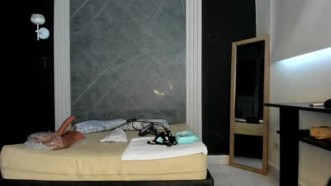 Yummyduo online show from February 2025 12:16:01 PM