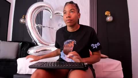 Yummyduo online show from April 2026 12:09:02 PM