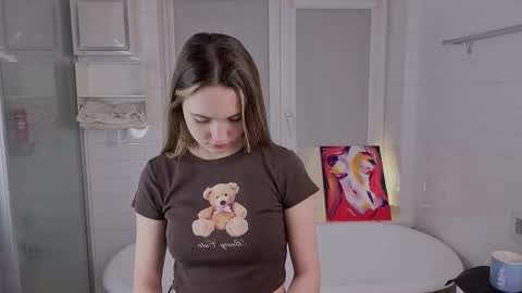 Emily online show from February 2026 04:50:01 PM