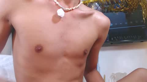 Justine online show from December 2024 07:41:02 PM