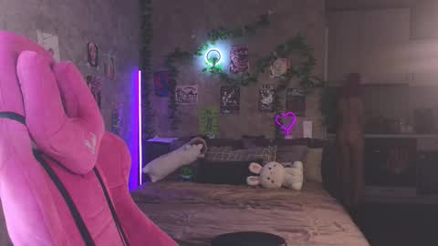 Lisa online show from October 2025 07:34:02 PM