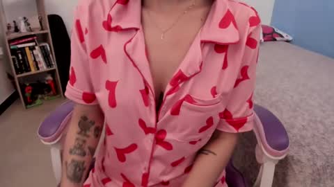 Yuna online show from January 2025 07:50:02 PM