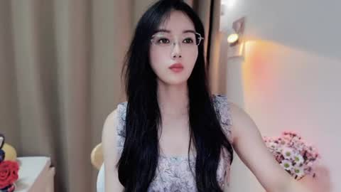 Snapshot of yuner0715 chatting on June 2026 03:55:02 PM YunEr online show from June 2026 03:55:02 PM
