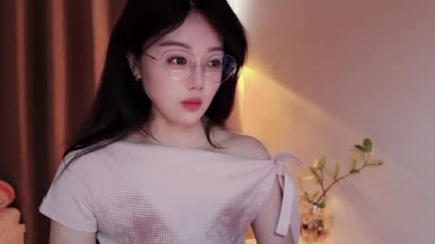 Snapshot of yuner0715 chatting on July 2026 09:02:01 AM YunEr online show from July 2026 09:02:01 AM