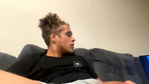 Snapshot of yungxxhung chatting on November 2025 12:38:02 AM yungxxhung online show from November 2025 12:38:02 AM