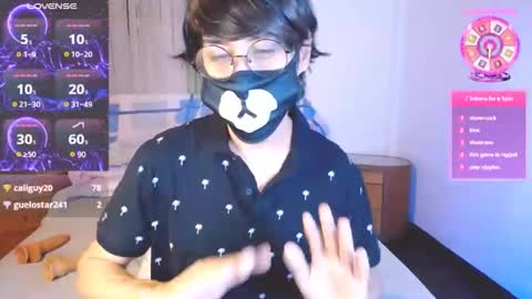 Snapshot of yuniorb chatting on January 2025 04:07:01 AM the puppy boy online show from January 2025 04:07:01 AM