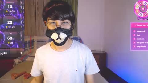 Snapshot of yuniorb chatting on January 2025 03:50:02 AM the puppy boy online show from January 2025 03:50:02 AM