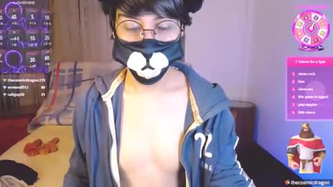 Snapshot of yuniorb chatting on February 2025 03:41:02 AM the puppy boy online show from February 2025 03:41:02 AM