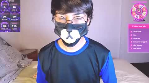 Snapshot of yuniorb chatting on September 2025 03:08:01 AM the puppy boy online show from September 2025 03:08:01 AM