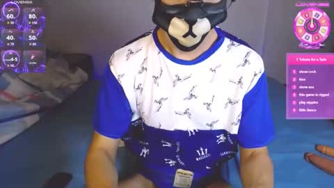 Snapshot of yuniorb chatting on October 2025 03:51:02 AM the puppy boy online show from October 2025 03:51:02 AM