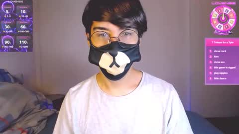 Snapshot of yuniorb chatting on October 2025 03:40:02 AM the puppy boy online show from October 2025 03:40:02 AM