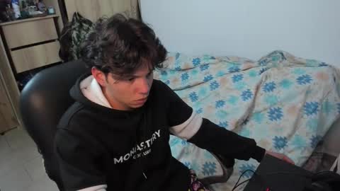 yurii_moody online show from January 2026 12:23:02 AM