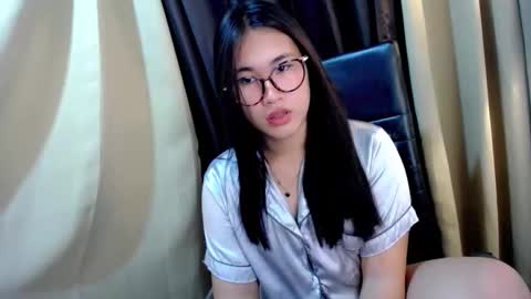 yuriyumixx_xoxo online show from September 2025 11:23:02 AM