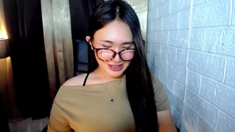 yuriyumixx_xoxo online show from October 2025 04:30:01 PM