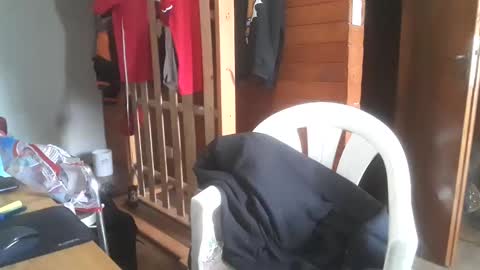 Yuumi online show from November 2025 06:06:01 PM