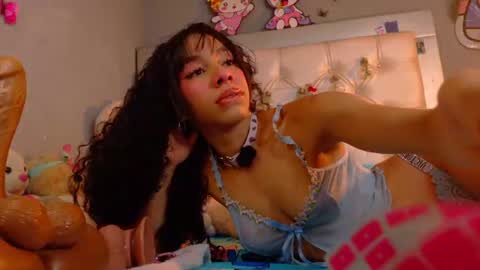 Snapshot of yuyi_cam chatting on July 2026 07:48:02 AM Yuyi Cam online show from July 2026 07:48:02 AM