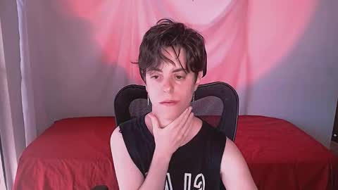 Yuyu online show from November 2025 07:12:02 PM