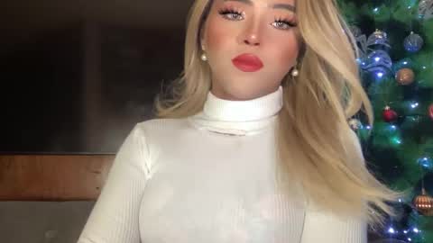 Miss Cali online show from December 2024 08:15:01 PM