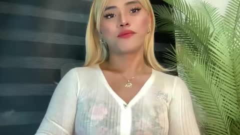 Miss Cali online show from February 2025 10:51:02 AM