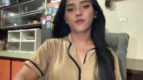 Miss Cali online show from February 2025 04:04:01 PM