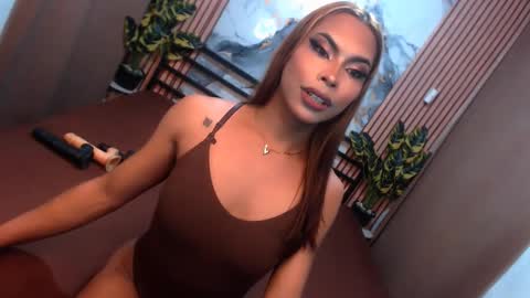 yvonnellvs online show from March 2026 07:31:02 PM