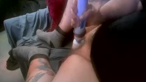 Snapshot of z0rl0c chatting on December 2024 06:54:01 AM Z0RL0C online show from December 2024 06:54:01 AM