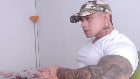 Snapshot of zac_colleng07 chatting on December 2024 04:19:02 PM Zac Colleng online show from December 2024 04:19:02 PM